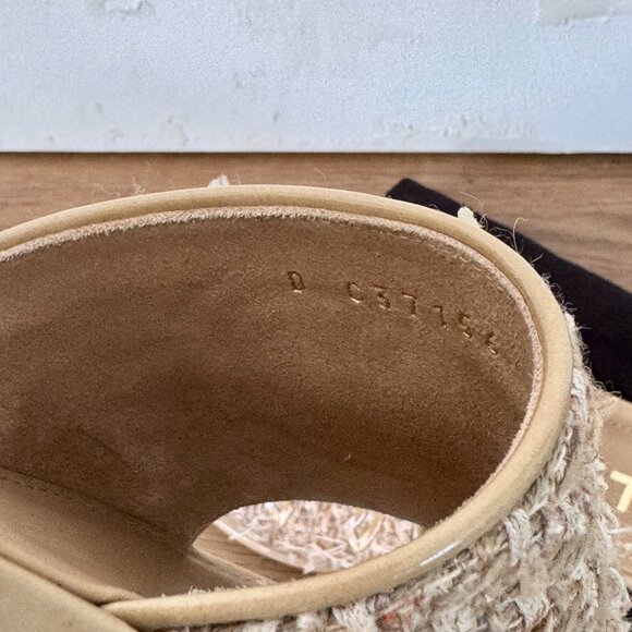 Authentic Chanel Tweed Slides Beige Gold CC Logo Sandals - Picture 4 of 9